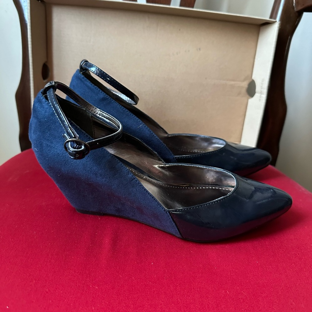 liz & co. Navy Patent and Suede Wedge Pumps with Ankle Strap